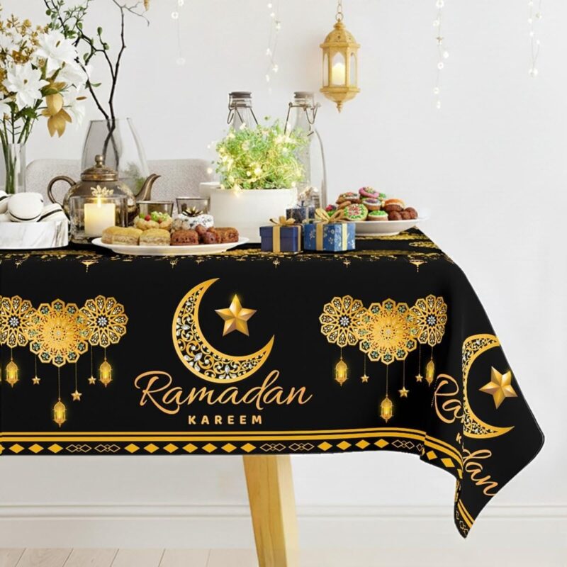 مفرش طاولة رمضان كريم، غطاء طاولة أسود اللون بنقشة هلال ونجمة ذهبية، مفرش طاولة مستطيل للاستخدام مرة واحدة، مثالي لتزيين حفلات رمضان المباركة وتوزيع الهدايا، مقاس 51 × 86 بوصة | متجر واو الأفضل ترينديول السعودية